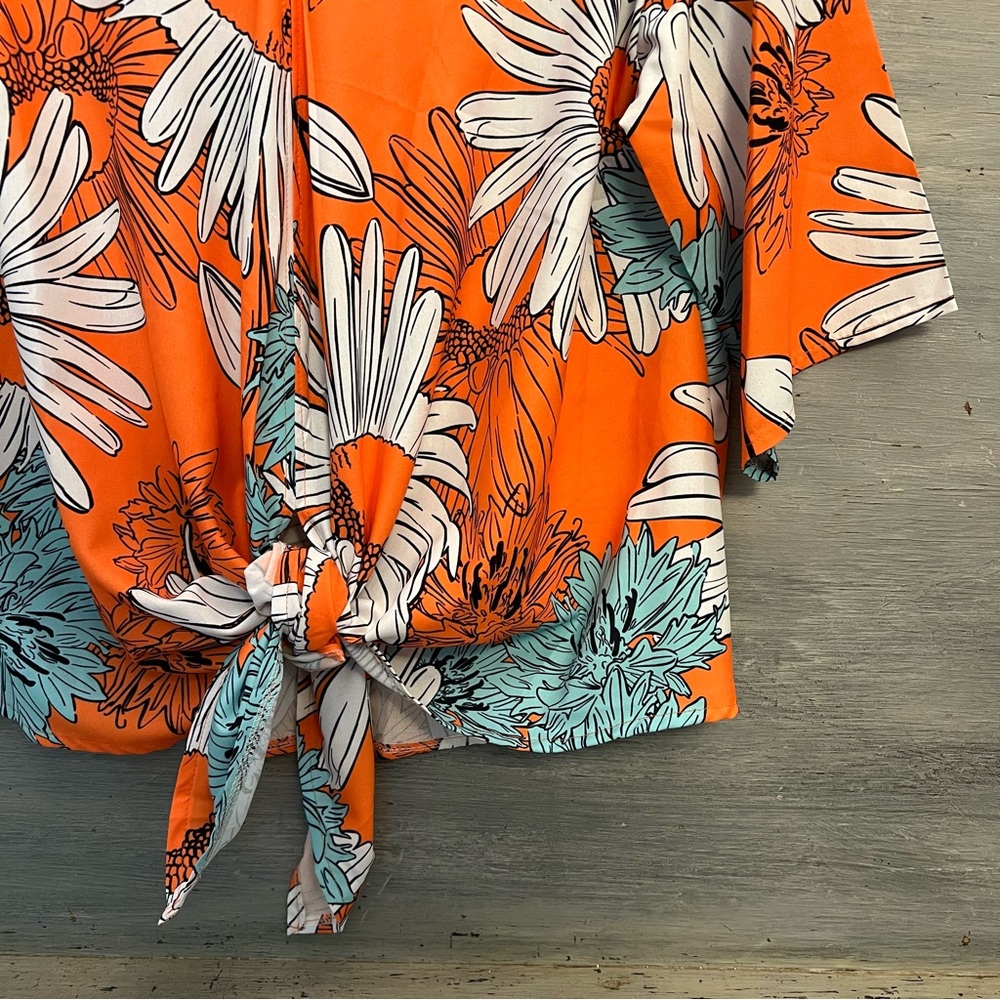 Sucrefas Orange Large Daisy Print Front Tie Short Sleeve Blouse Large NWT - Picture 4 of 7